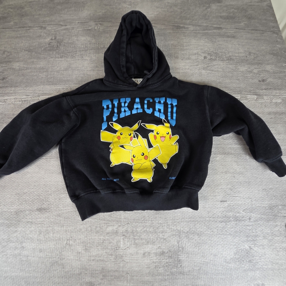 Zara Pikachu Pokémon Hoodie Kids Size 8-9 Black Graphic Sweatshirt